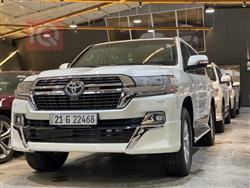 تۆیۆتا لاند کروزەر